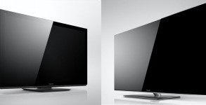 AV Blog Panasonic VT30 vs. VT50